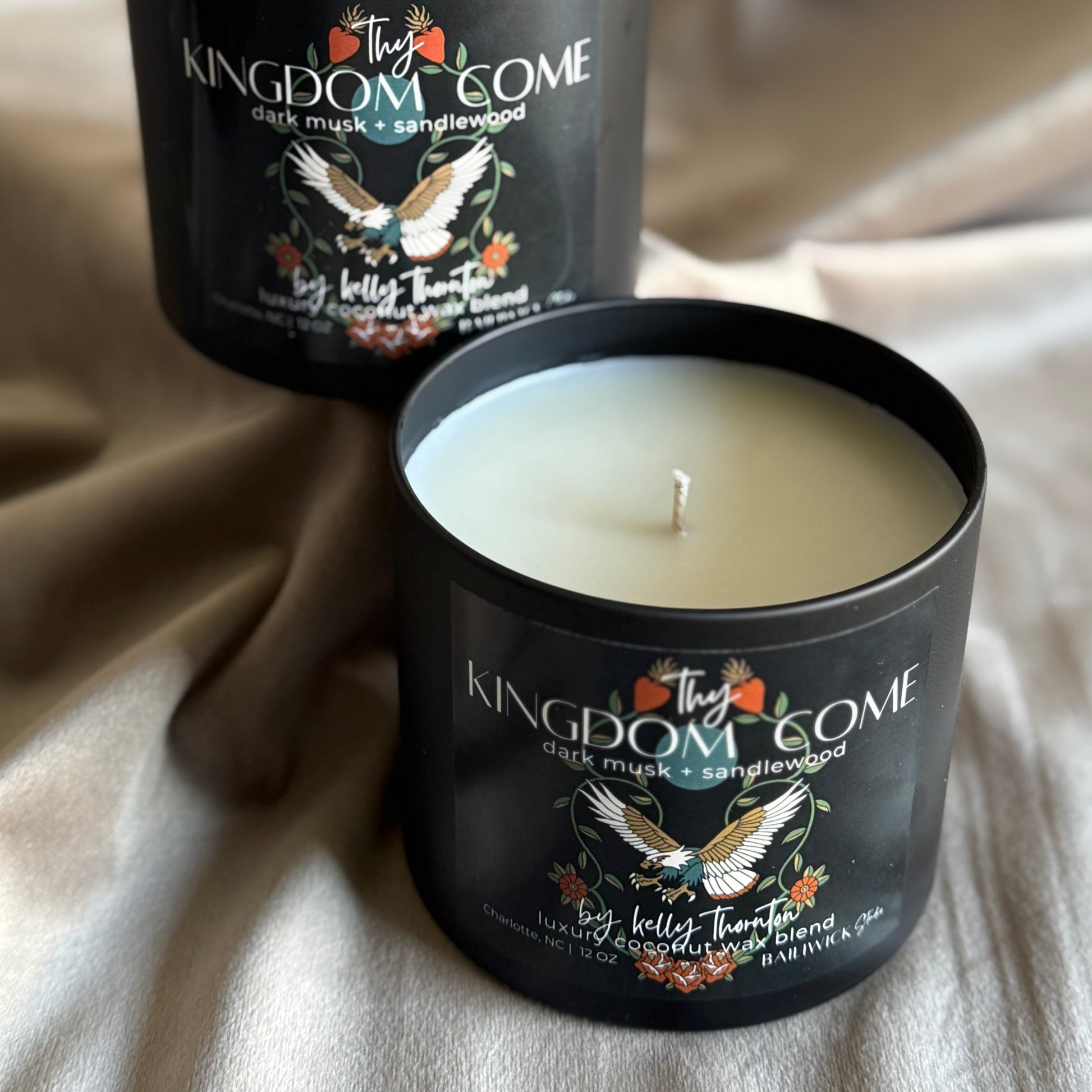 12oz Sandalwood Scented Candle for home
