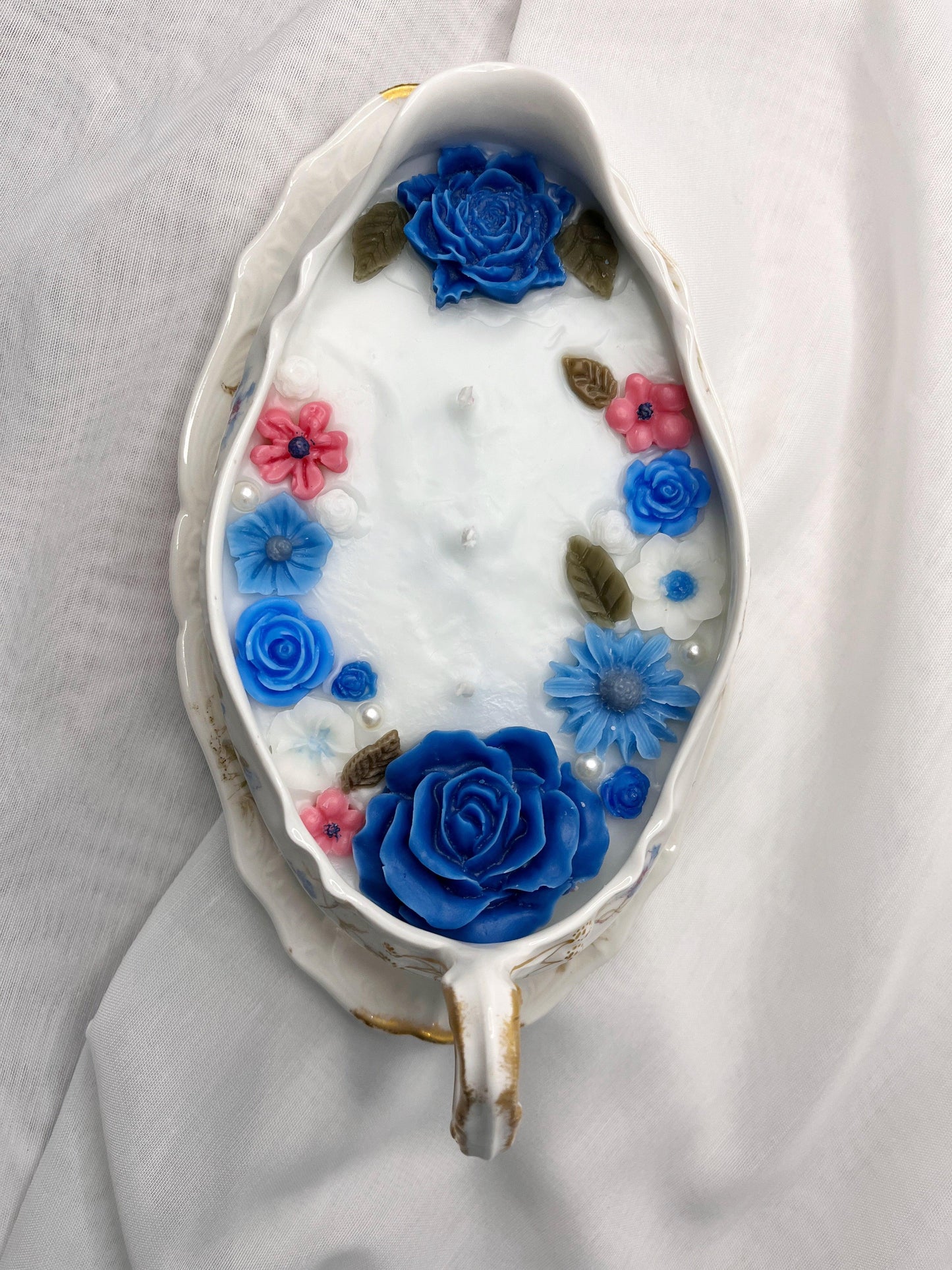 Lucy & Lace |Ivory Candle Saucier with Blue Floral Detail