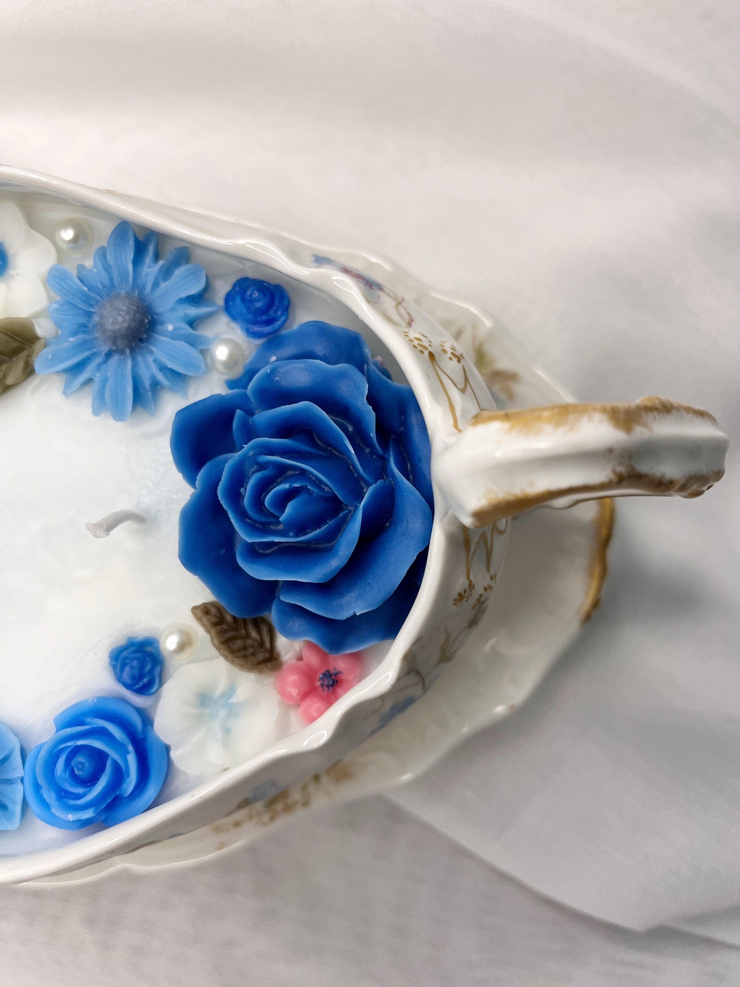 Lucy & Lace |Ivory Candle Saucier with Blue Floral Detail