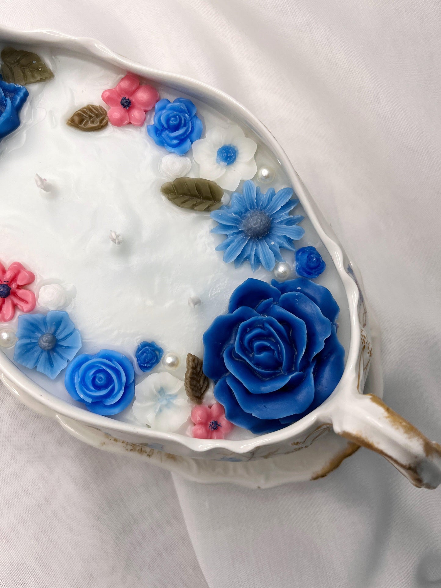 Lucy & Lace |Ivory Candle Saucier with Blue Floral Detail