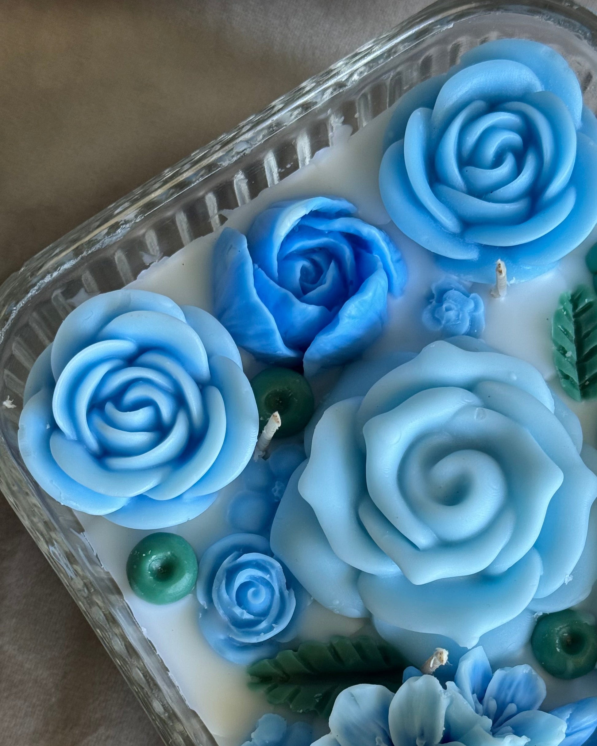 coconut apricot soy wax luxury candle blue candle floral blue tarheel blue carolina blue