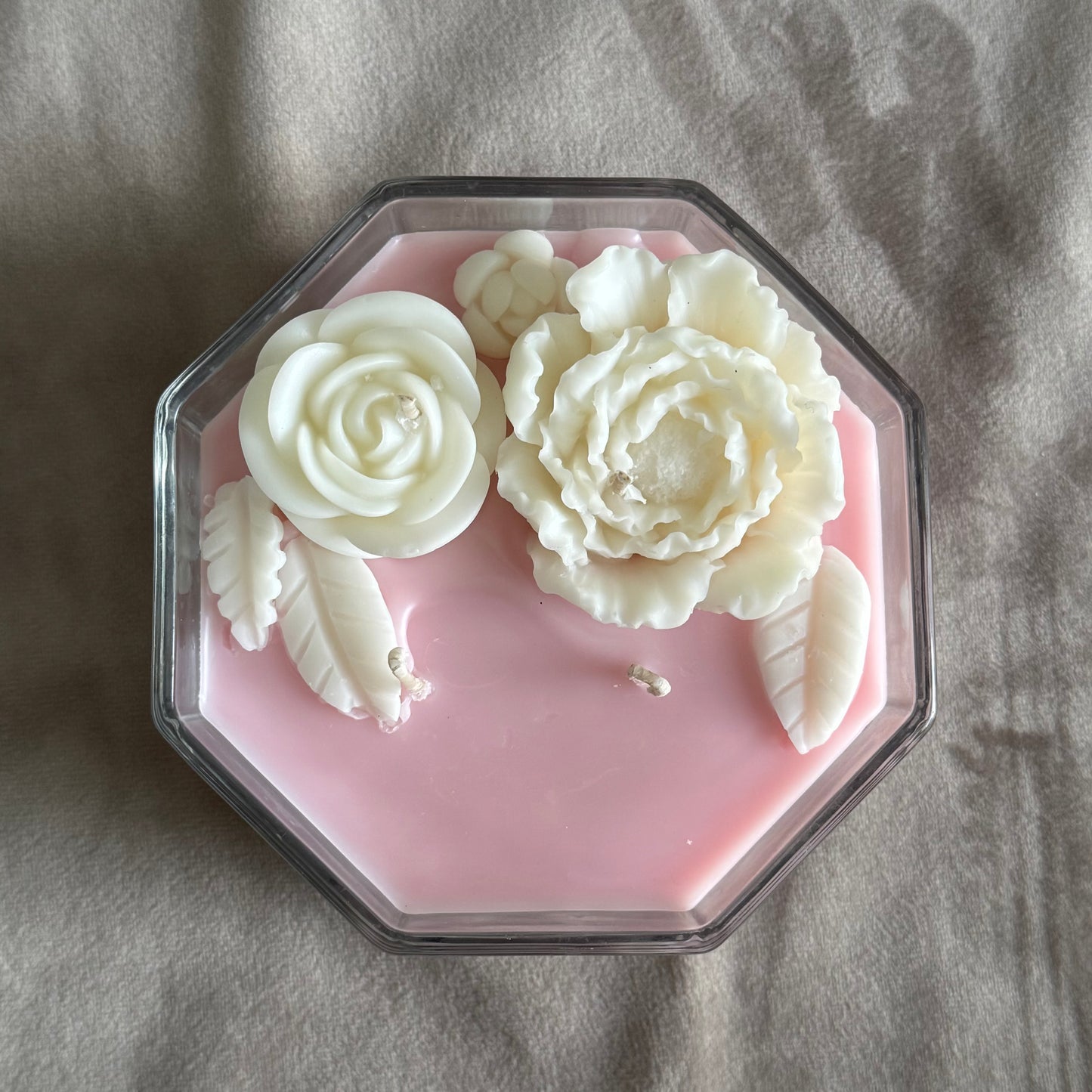 floral candle coconut apricot soy wax pink candle white flowers gift candle sea salt orchid