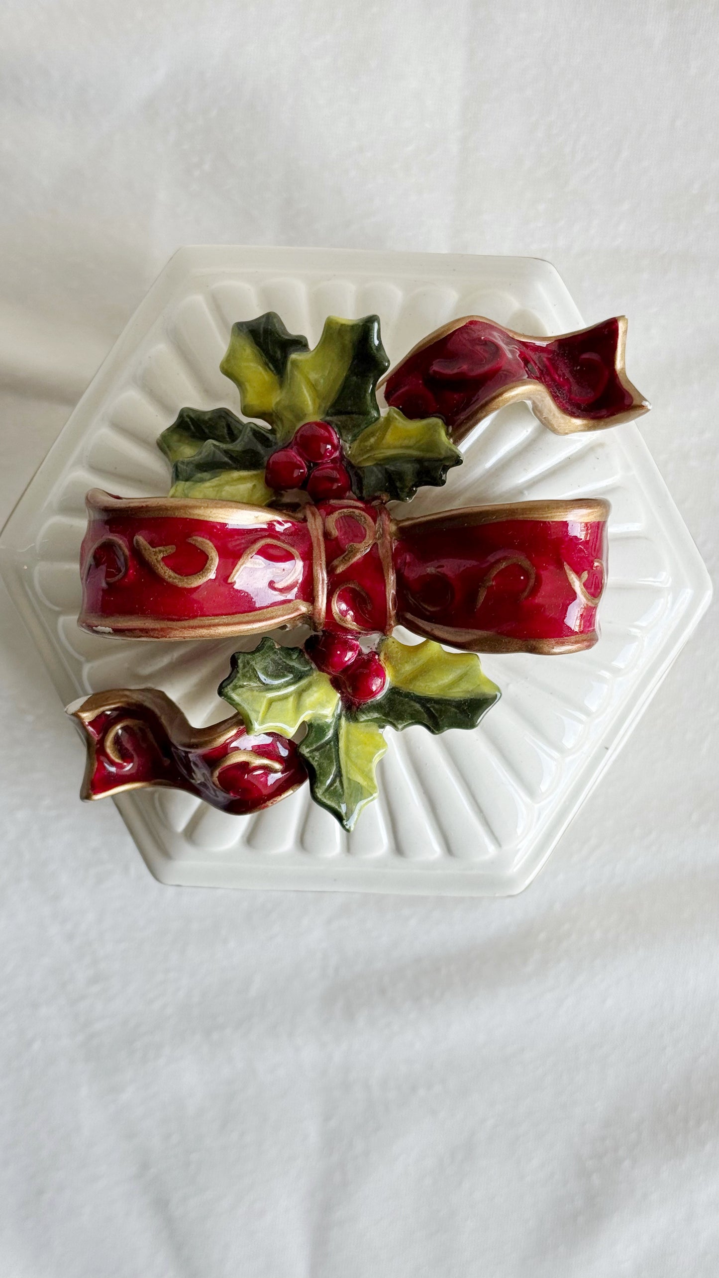 Happy Holiday ceramic decorative candle