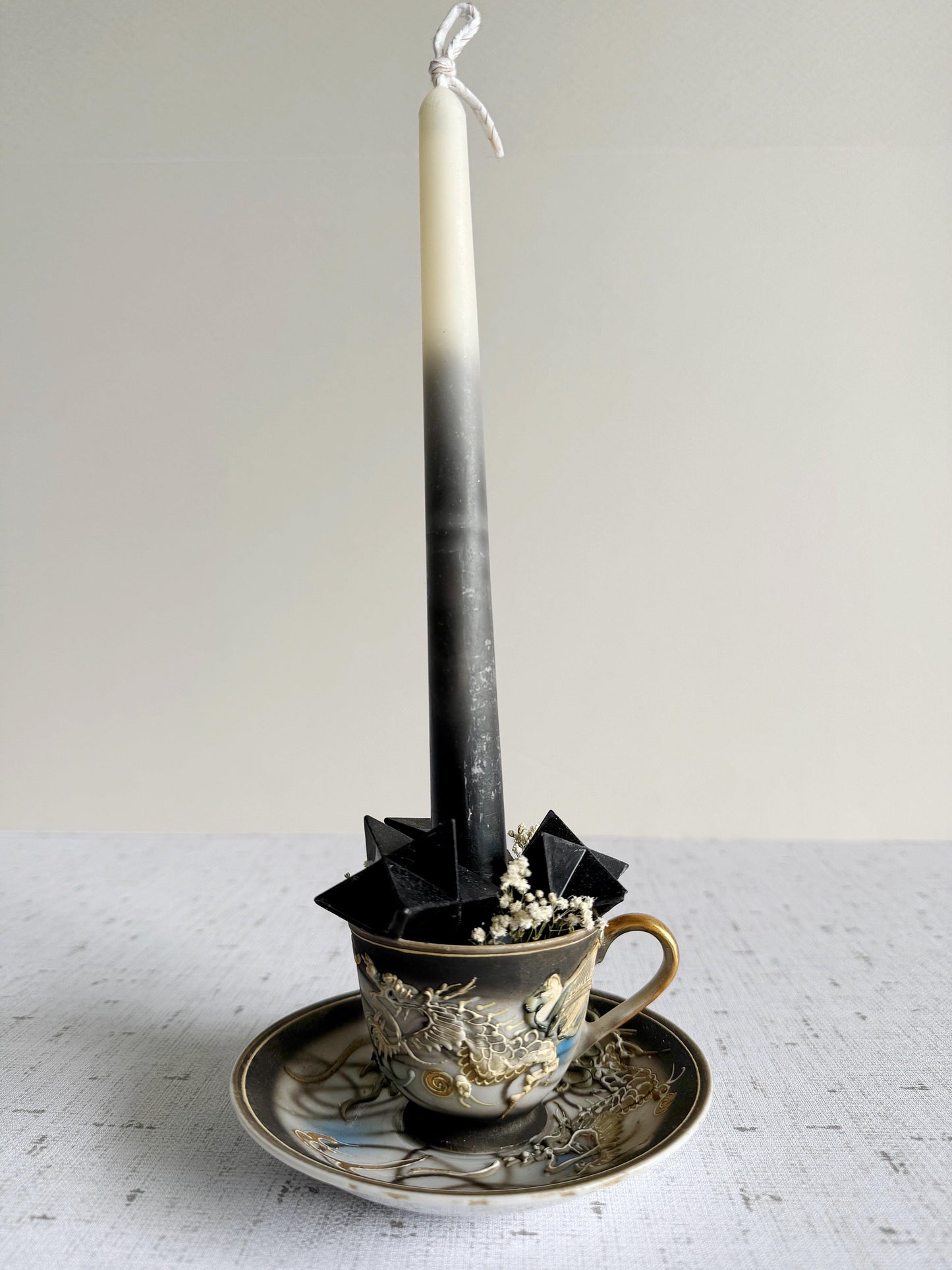 Bridgerton | Orient-Inspired Vintage Teacup Candle