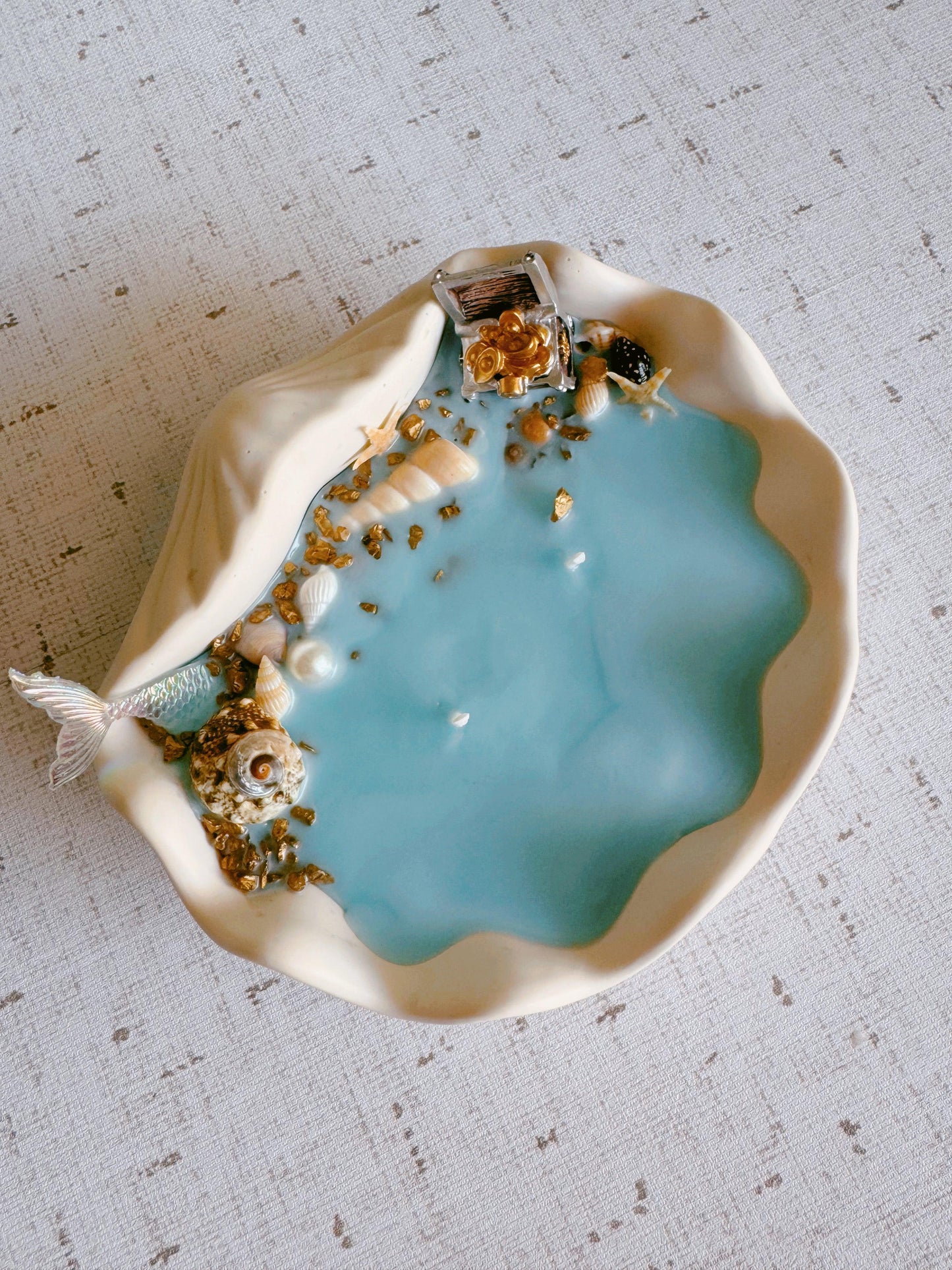 Underwater Oasis Large | Jesmonite candle